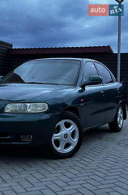 Daewoo Nubira  1997