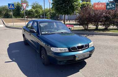 Daewoo Nubira  1998