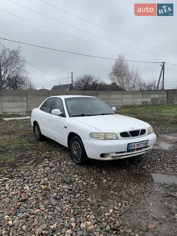 Daewoo Nubira 1998
