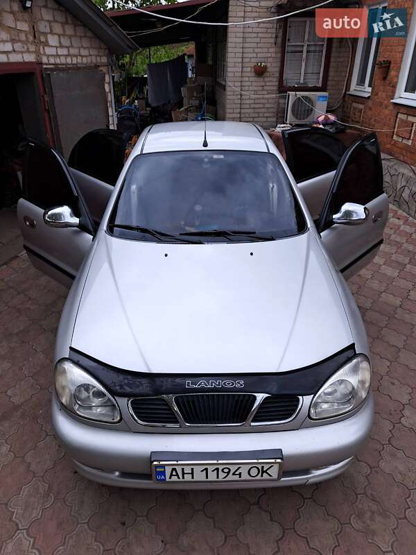 Седан Daewoo Sens