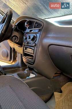 Седан Daewoo Sens 2005 в Краснокутске