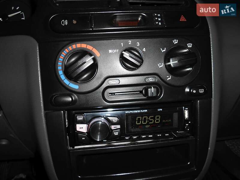 Седан Daewoo Sens 2006 в Лозовой