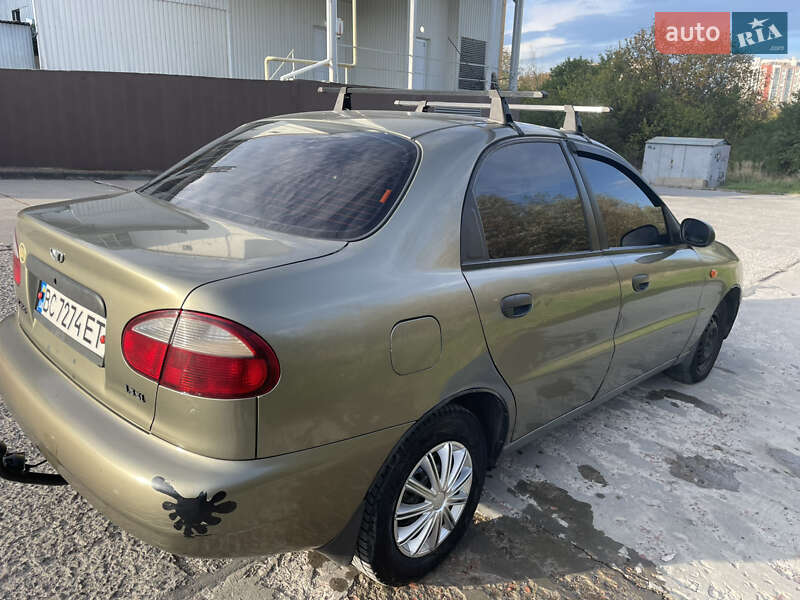 Седан Daewoo Sens