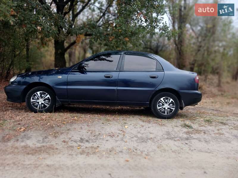 Седан Daewoo Sens 2006 в Краснограде