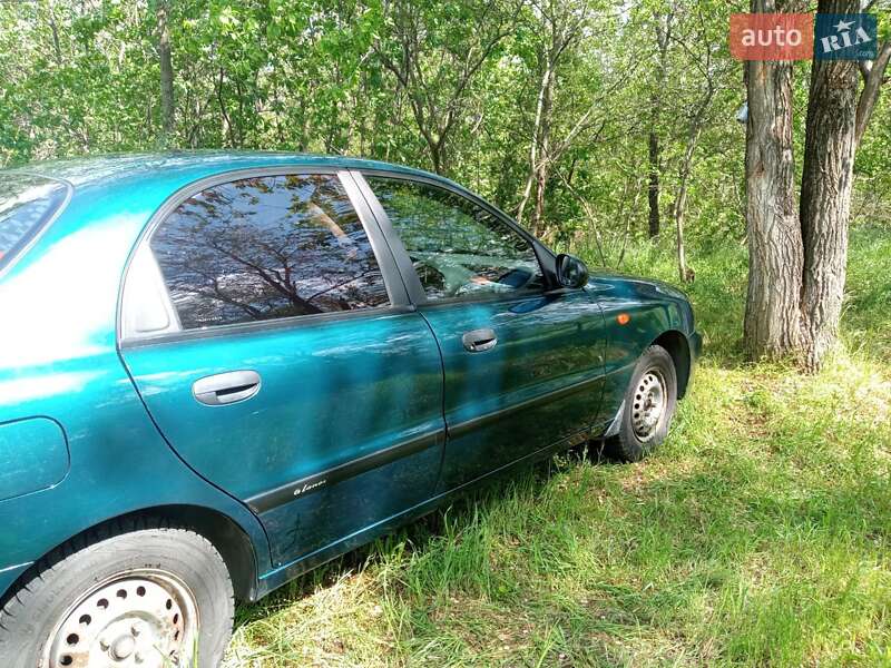 Седан Daewoo Sens 2003 в Запорожье