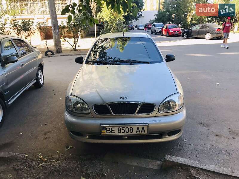 Седан Daewoo Sens 2004 в Миколаєві