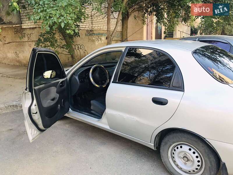 Седан Daewoo Sens 2004 в Миколаєві