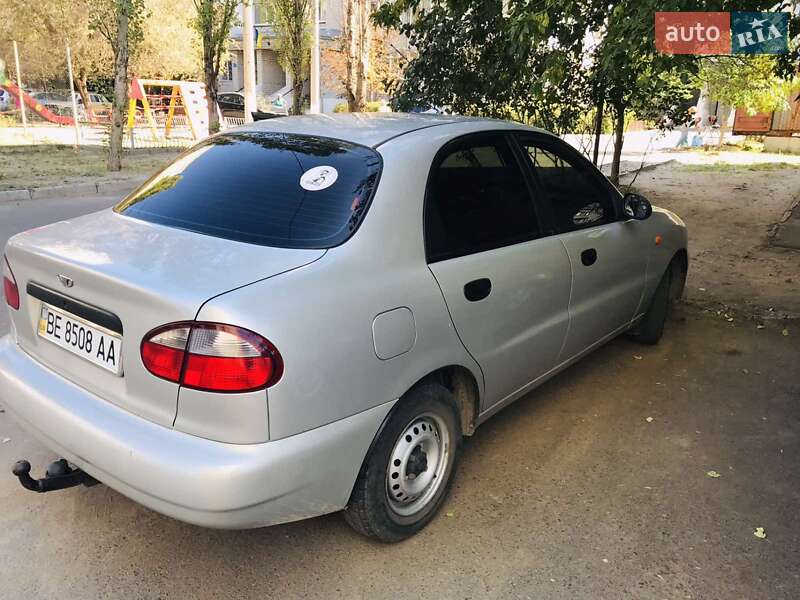 Седан Daewoo Sens 2004 в Миколаєві