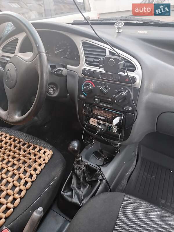 Седан Daewoo Sens 2011 в Харькове