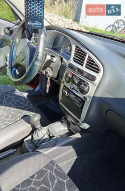 Daewoo Sens  2003