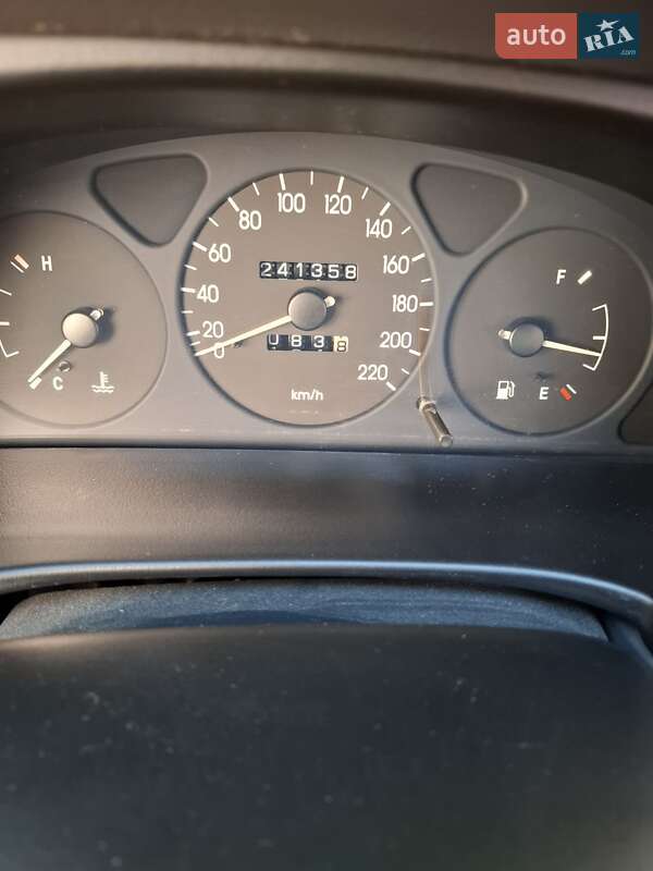 Седан Daewoo Sens 2004 в Чернигове