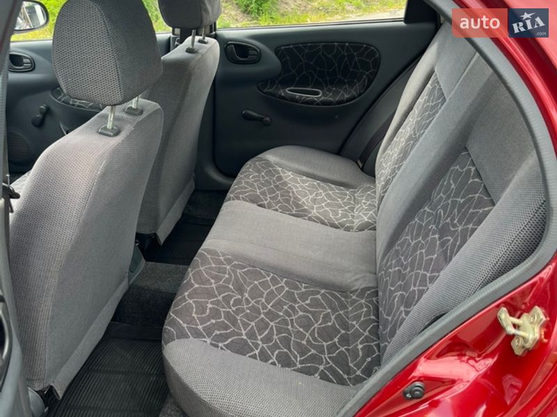 Седан Daewoo Sens 2004 в Белой Церкви