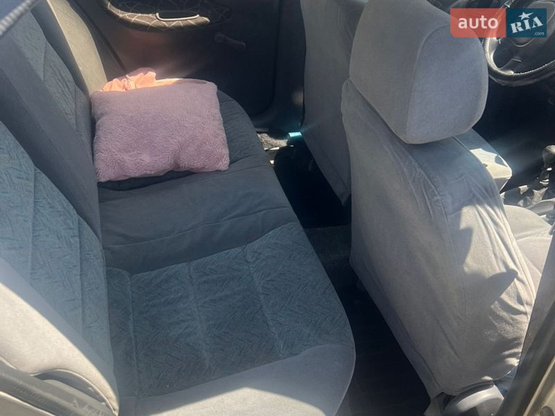 Седан Daewoo Sens 2003 в Тернополе