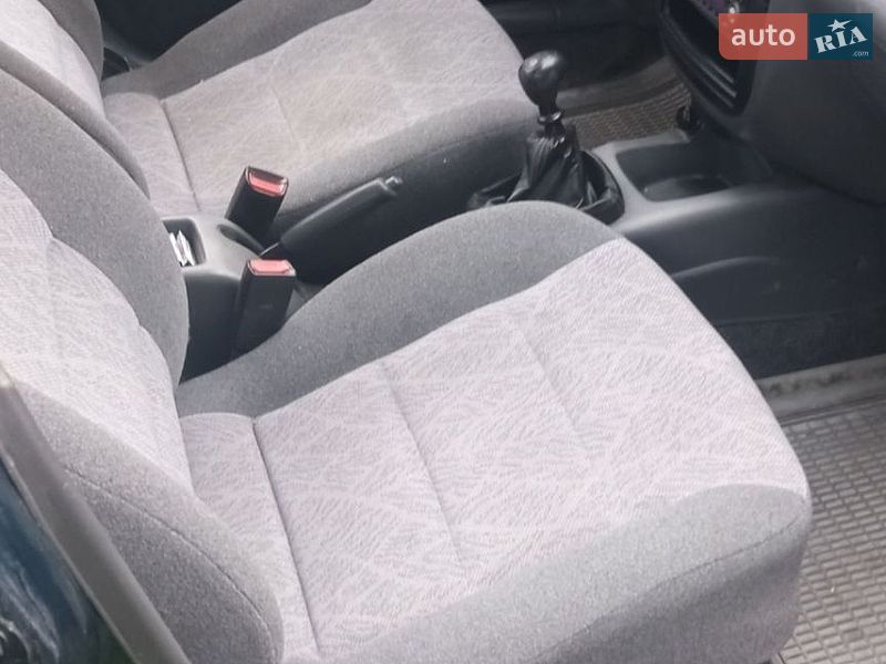 Седан Daewoo Sens 2004 в Кам'янці-Бузькій