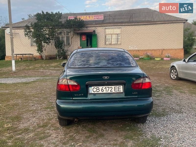 Седан Daewoo Sens 2005 в Хороле