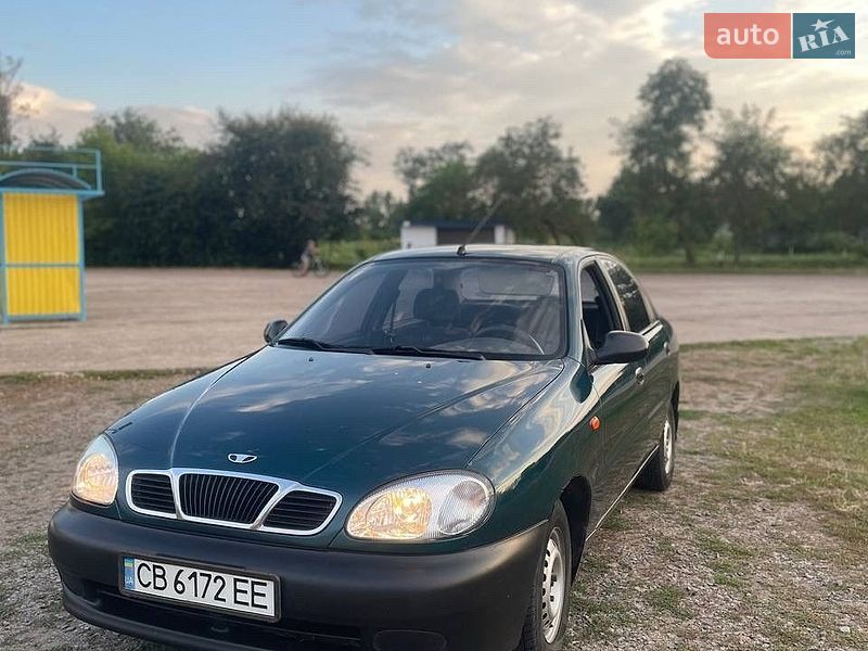 Седан Daewoo Sens 2005 в Хороле