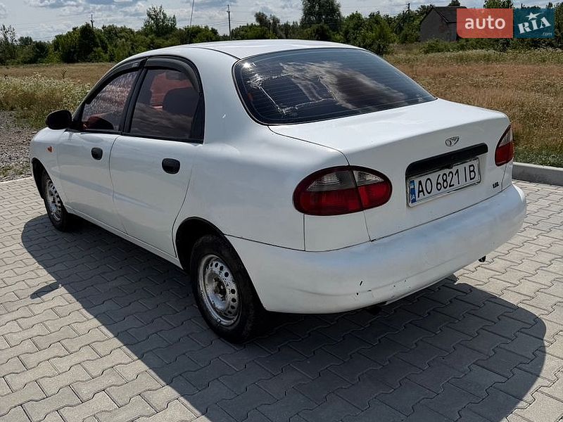 Седан Daewoo Sens 2004 в Хусте