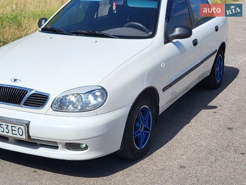 Седан Daewoo Sens 2004 в Нікополі