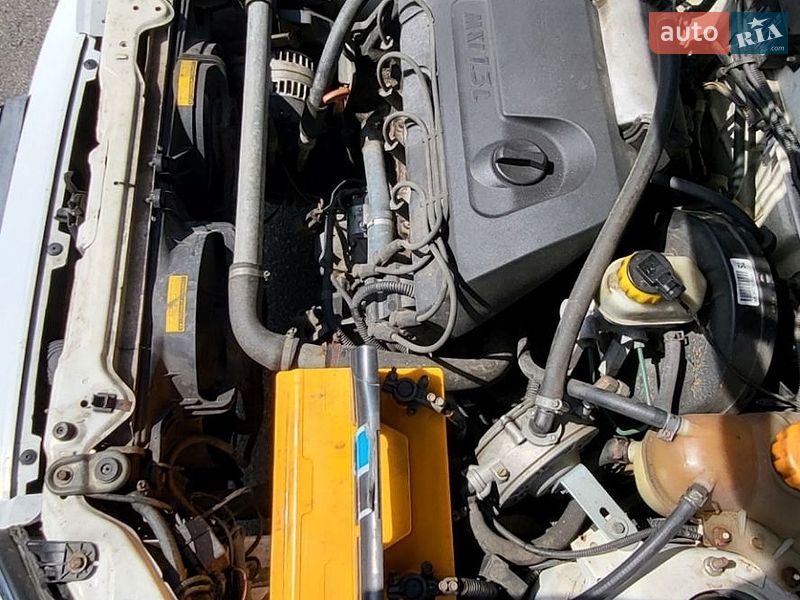 Седан Daewoo Sens 2004 в Нікополі