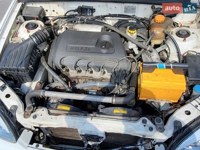 Седан Daewoo Sens 2004 в Нікополі