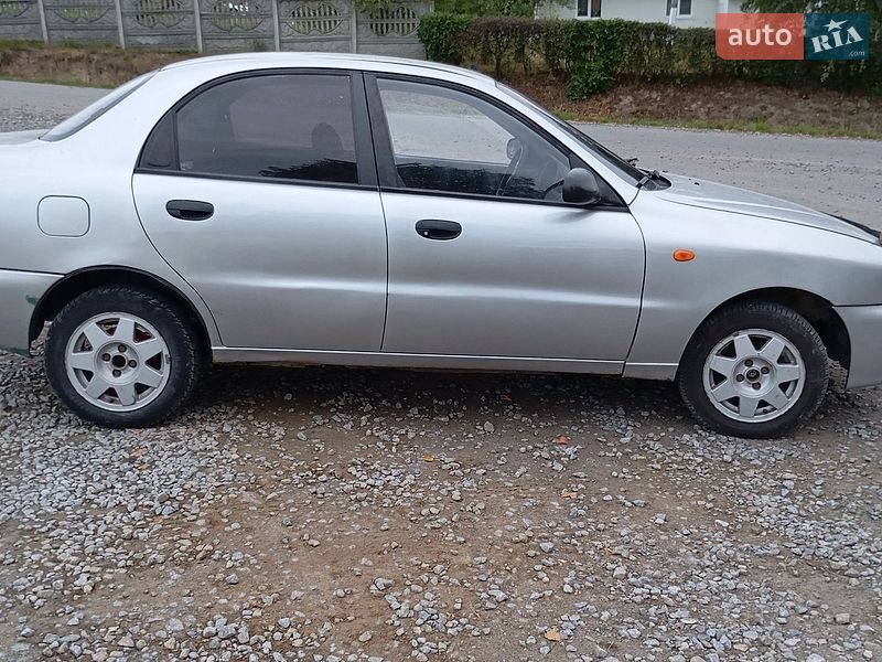 Седан Daewoo Sens 2005 в Стрые