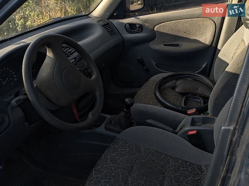 Седан Daewoo Sens 2006 в Валках