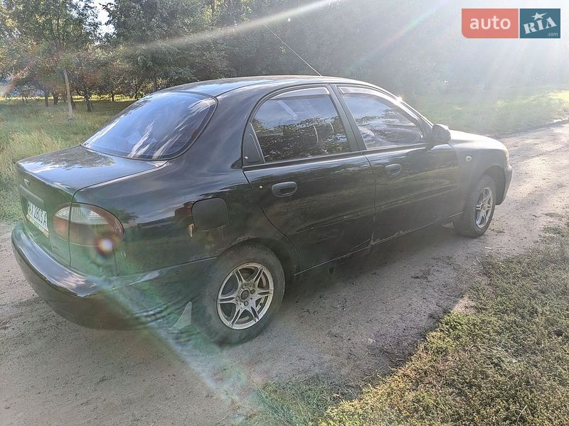 Седан Daewoo Sens 2006 в Валках