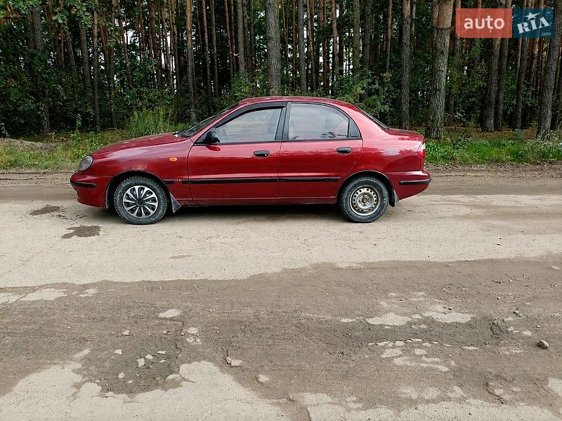 Седан Daewoo Sens 2004 в Костополе