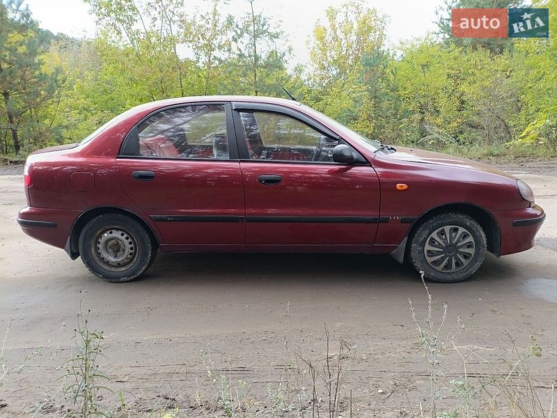 Седан Daewoo Sens 2004 в Костополе