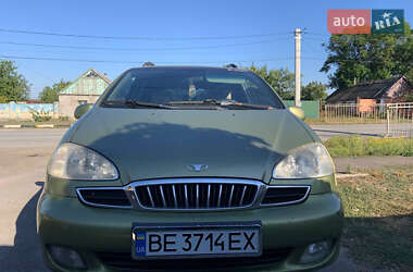 Daewoo Tacuma  2002