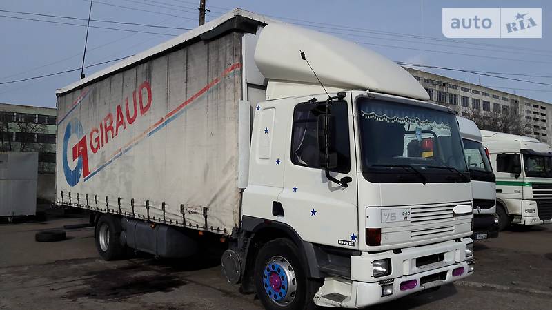 Тентованый DAF 75