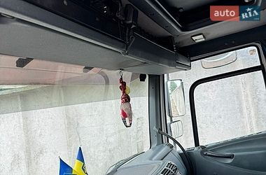Тягач DAF 85 2001 в Костополе
