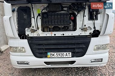 Тягач DAF 85 2001 в Костополе