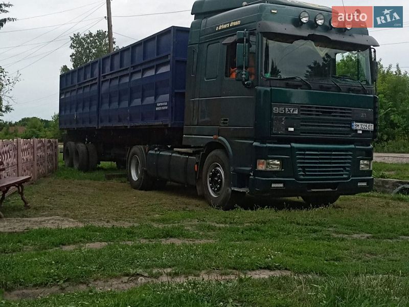 Самосвал DAF 95