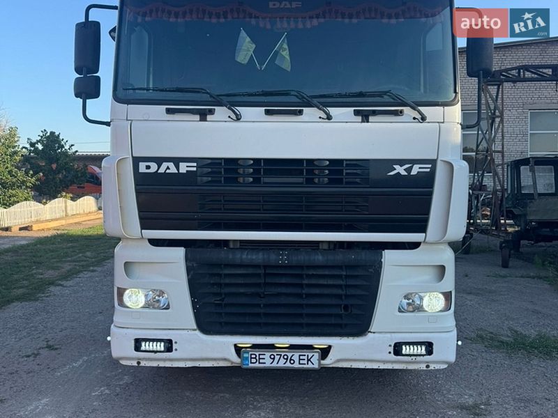 Тягач DAF 95 2001 в Николаеве