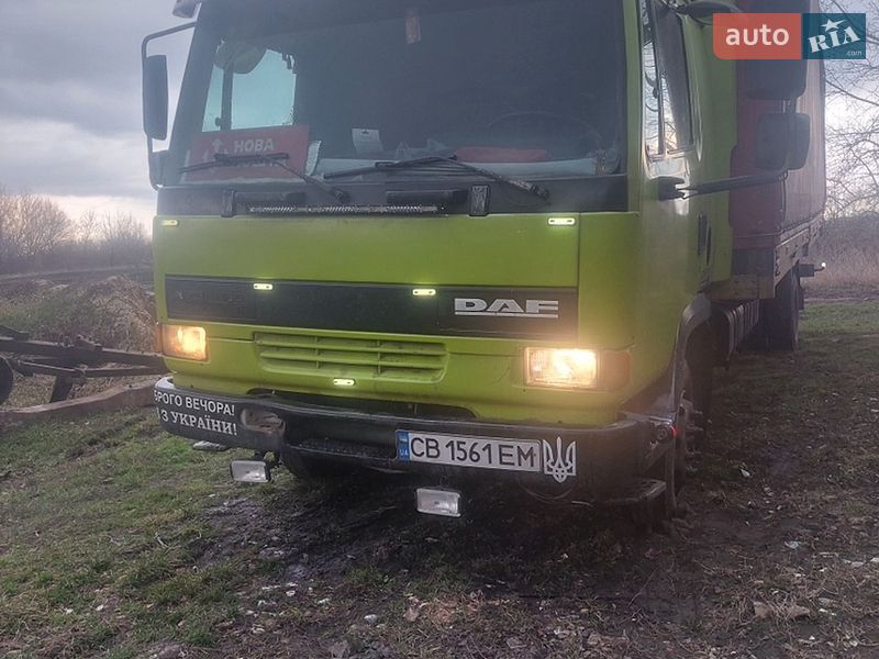 Тентований DAF AE