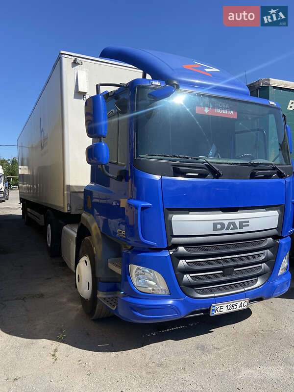 Грузовики DAF CF 290FT