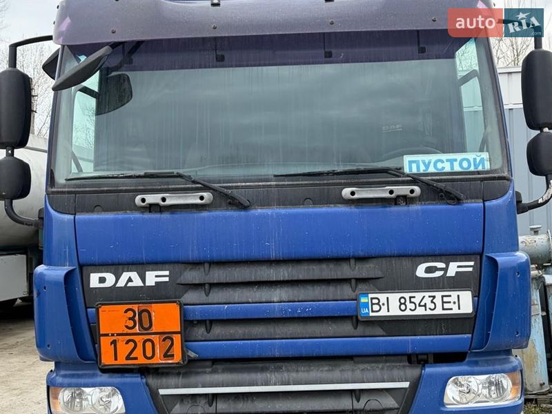Тягач DAF CF 75