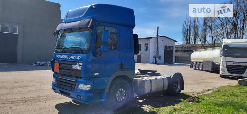 Тягач DAF CF 85