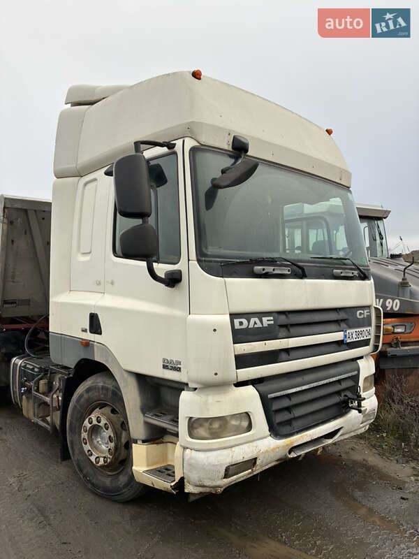 Самосвал DAF CF 85