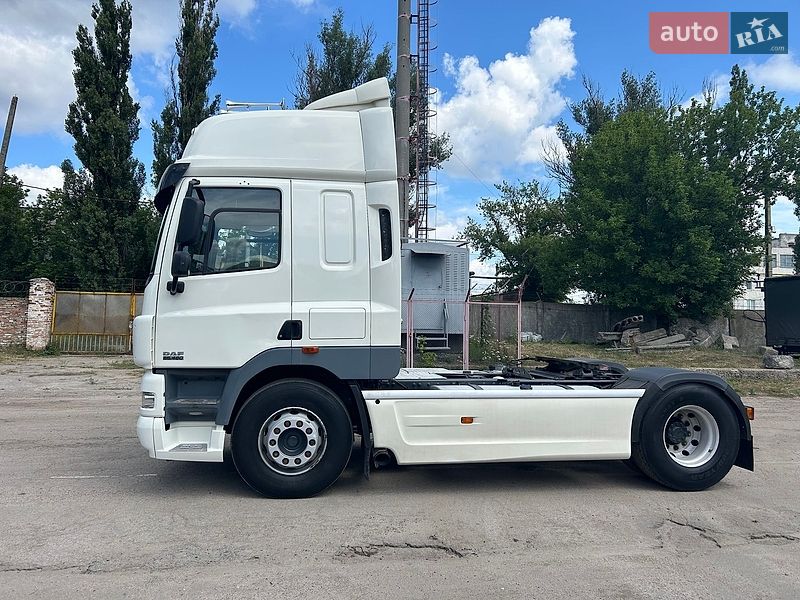 Тягач DAF CF 85 2011 в Полтаві