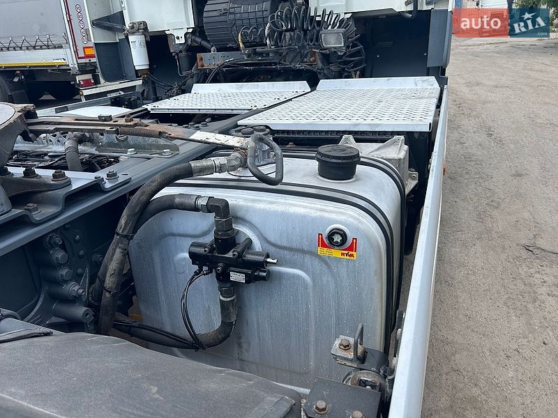 Тягач DAF CF 85 2011 в Полтаві