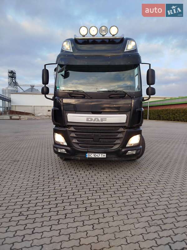 Тягач DAF CF 2015 в Львові фото Тягач DAF CF 2015 в Львові