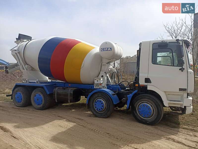 Бетонозмішувач (Міксер) DAF CF