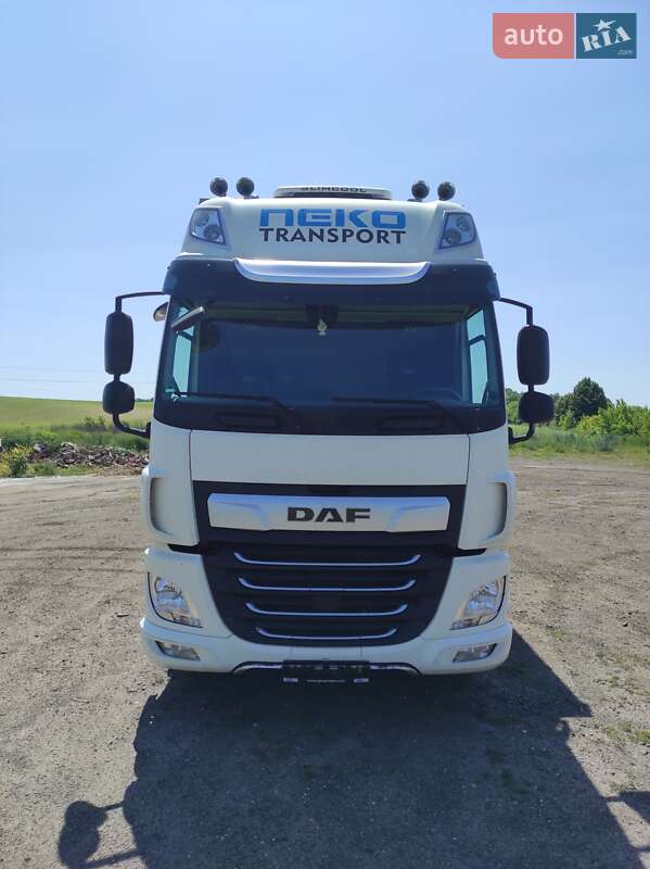 Тентований DAF CF