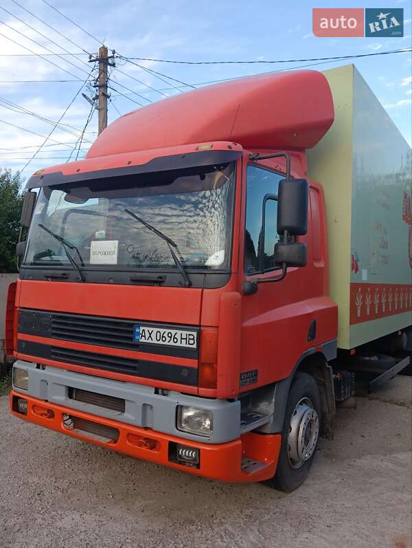 Вантажний фургон DAF CF