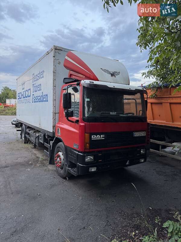Контейнеровоз DAF CF