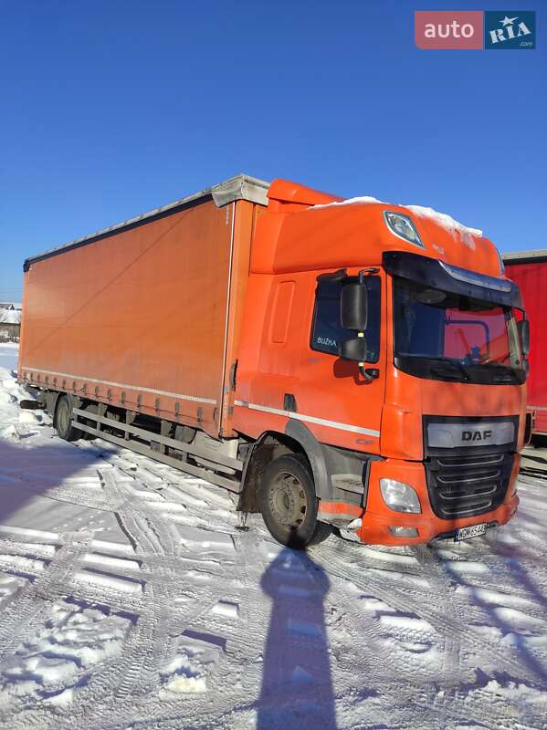 Тентований DAF CF