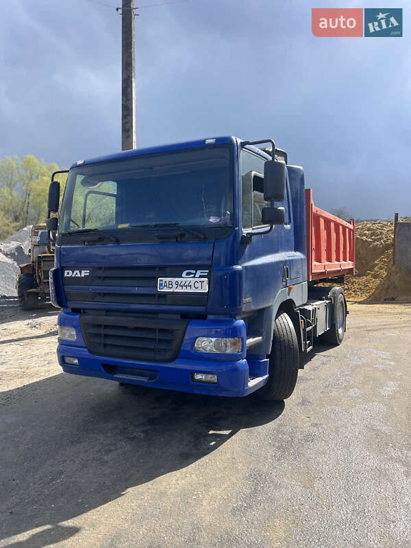 Самосвал DAF CF
