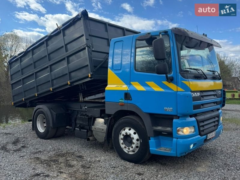 Самосвал DAF CF